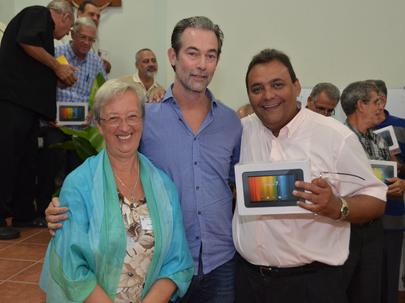 Miguel Angel, deacon of the Diocese of Camaguey rejoices of his tablet